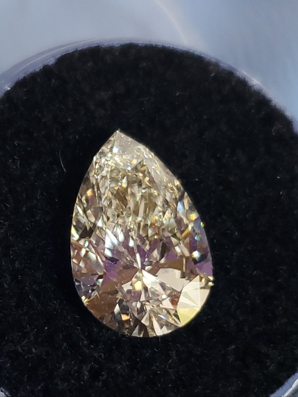 4.03 Carat Diamond Pear Shaped VS1 G Color Lab Grown w/ IGI Certification